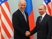 "Наращивание российской военной мощи". Зачем Байден позвонил Путину и попросил о встрече