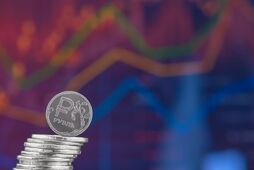 Війна тисячі порізів. Що каже про плани Кремля російський бюджет на 2026 рік?