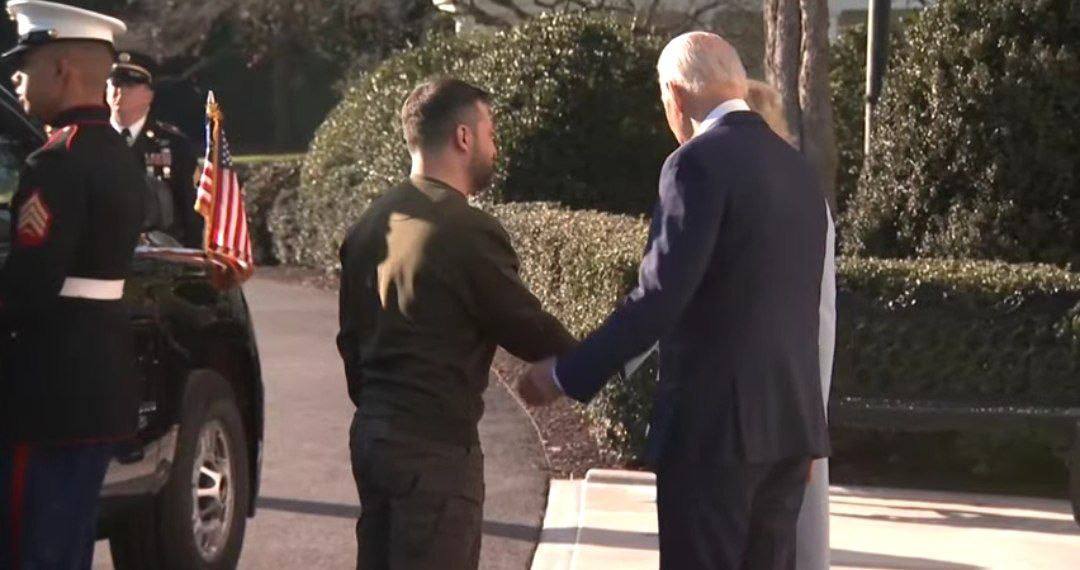 Зеленский прибыл в Белый дом