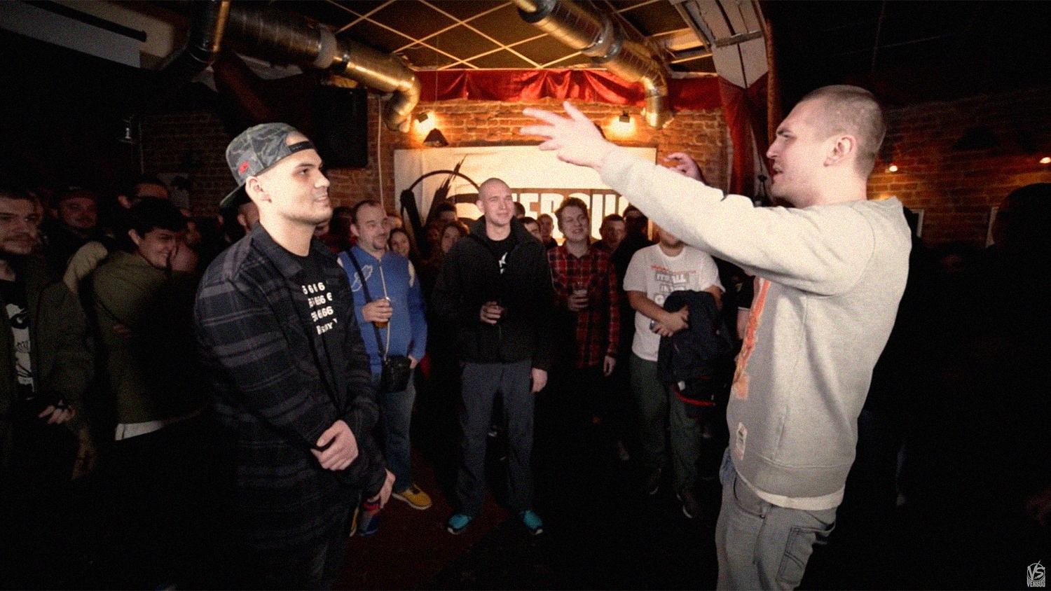 Энди Картрайт во время баттла с ATL, 2013 год, фото&nbsp;versusbattleru/YouTube.com