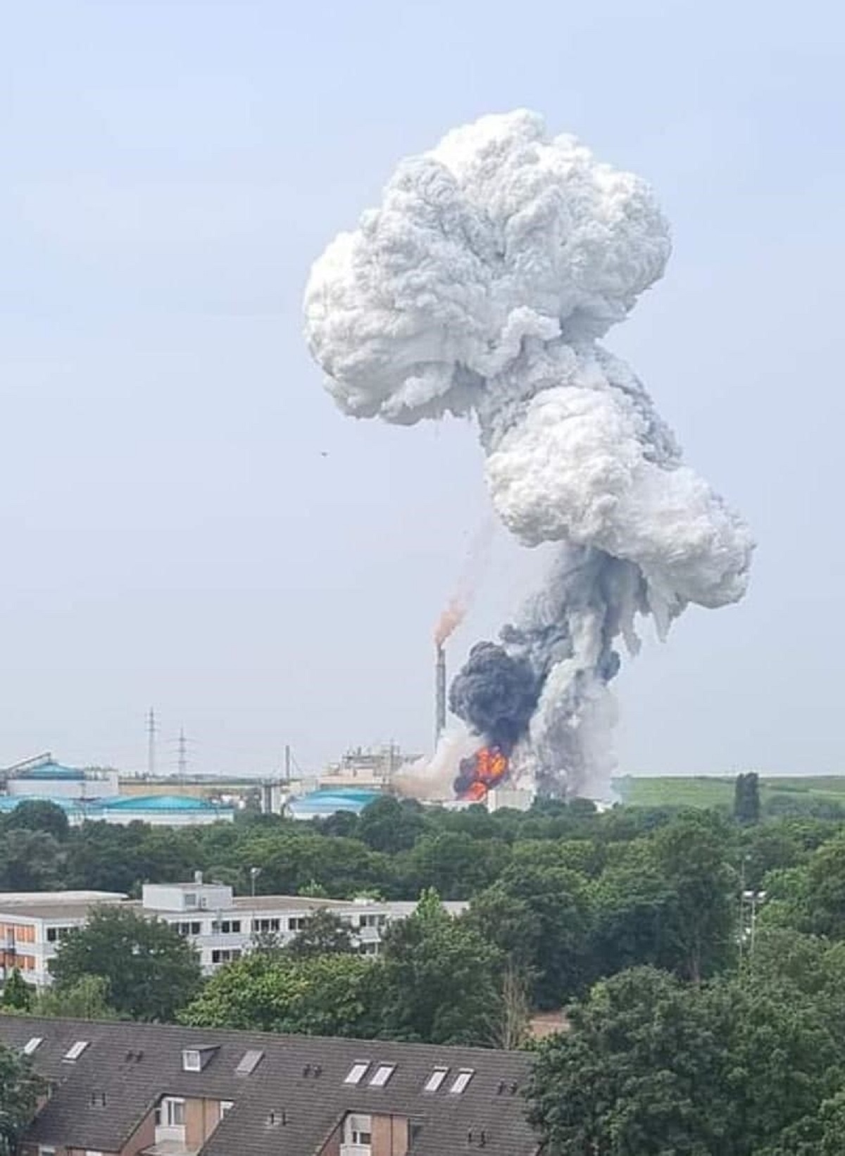 Взрыв на химзаводе в Германии. Фото:&nbsp;t.me/rian_ru